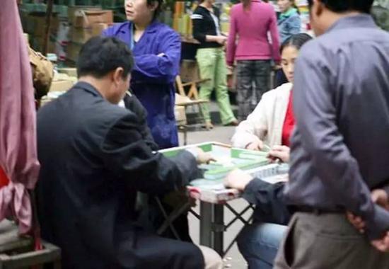 6月起一批新規(guī)將實(shí)施 網(wǎng)絡(luò)安全法強(qiáng)化個(gè)人信息保護(hù)與食品經(jīng)營安全升級